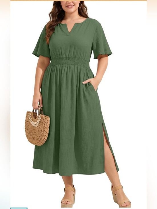 Dresses & Skirts - NWT Plus Size Sage Green Boho Maxi Dress 1X | Smocked Waist Pockets